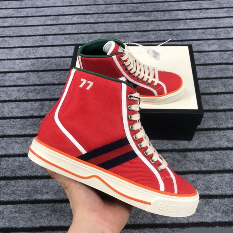 G*u*i casual shoes